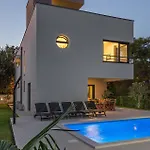 Tatil Evi Four-bedroom In *