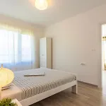 Four-bedroom In Tatil Evi Premantura