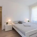 Four-bedroom In Tatil Evi Premantura
